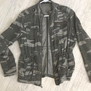 Express women’s camo jacket